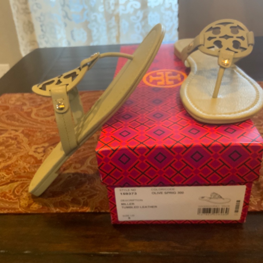 Tory Burch Tumbled  Miller  Sandal in olive sprig, BNIB, MSRP$198 A must have - Picture 2 of 4